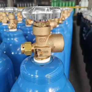 Factory Direct Sales Filling 6L Oxygen Gas With Handle for Industrial Medical Use Worldwide